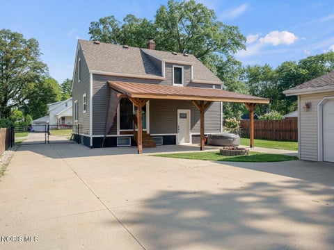 Tiny photo for 7019 Almaine Drive, Holland, OH 43528 (MLS # 10011667)