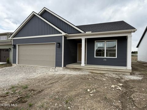 Homes For Sale - 5040 Easton Drive<br/> Lucas County, Oregon, OH 43616
