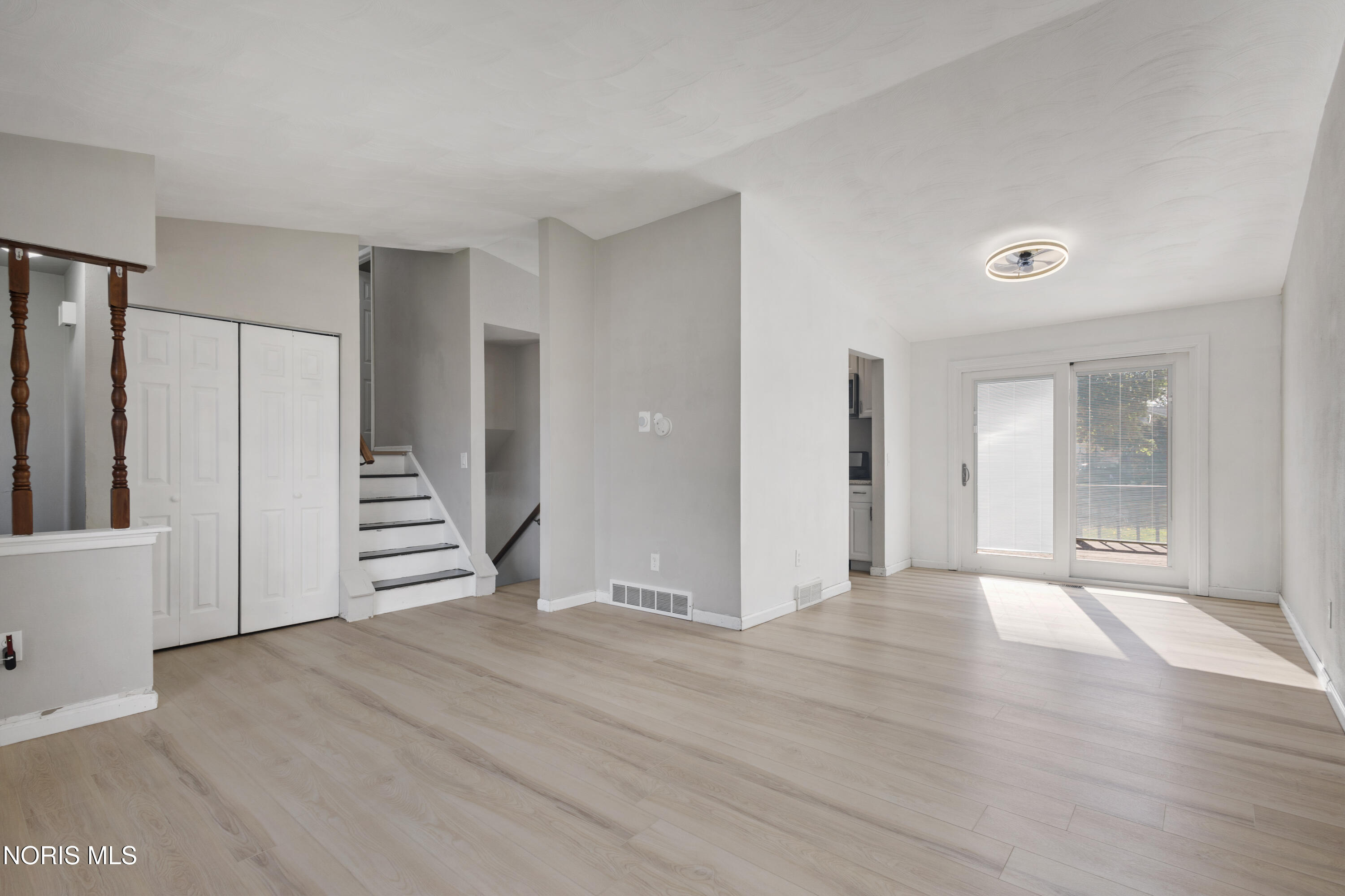 2412 Bedford Lane