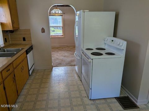 Tiny photo for 5214 Newhart Circle, Toledo, OH 43615 (MLS # 10007747)