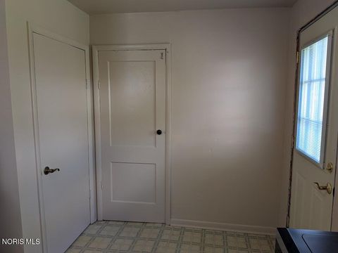 Tiny photo for 5214 Newhart Circle, Toledo, OH 43615 (MLS # 10007747)