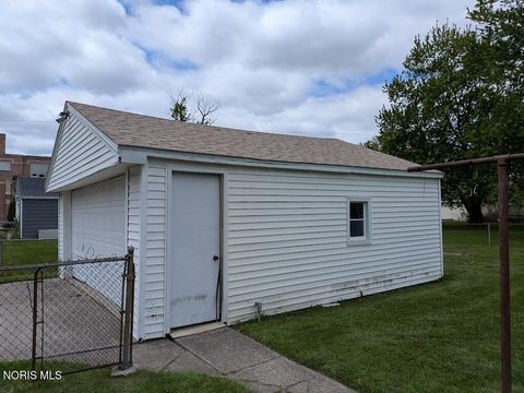 Tiny photo for 5214 Newhart Circle, Toledo, OH 43615 (MLS # 10007747)