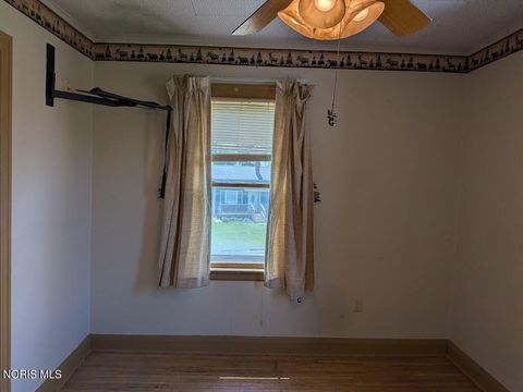 Tiny photo for 5214 Newhart Circle, Toledo, OH 43615 (MLS # 10007747)