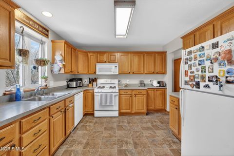 Tiny photo for 124 Springcove Lane, Holland, OH 43528 (MLS # 10006017)