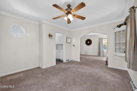 Tiny photo for 2542 Grantwood Drive, Toledo, OH 43613 (MLS # 10010354)