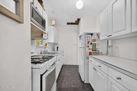 Tiny photo for 2542 Grantwood Drive, Toledo, OH 43613 (MLS # 10010354)