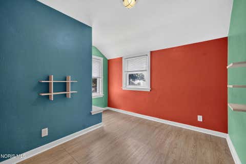 Tiny photo for 2542 Grantwood Drive, Toledo, OH 43613 (MLS # 10010354)