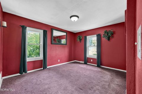 Tiny photo for 2542 Grantwood Drive, Toledo, OH 43613 (MLS # 10010354)