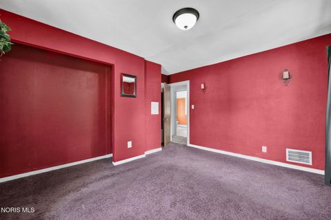 Tiny photo for 2542 Grantwood Drive, Toledo, OH 43613 (MLS # 10010354)