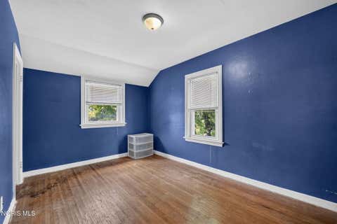 Tiny photo for 2542 Grantwood Drive, Toledo, OH 43613 (MLS # 10010354)