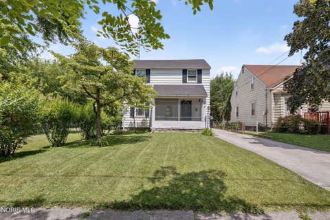 Tiny photo for 2542 Grantwood Drive, Toledo, OH 43613 (MLS # 10010354)