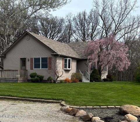 Tiny photo for 202 E Woodcox Street, Antwerp, OH 45813 (MLS # 10006805)