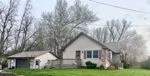 Tiny photo for 202 E Woodcox Street, Antwerp, OH 45813 (MLS # 10006805)