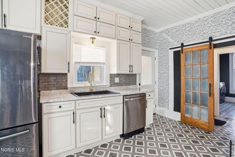 Tiny photo for 2604 N Main Street, Findlay, OH 45840 (MLS # 10004150)