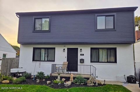 Photo of 4647 Hannaford Drive, Toledo, OH 43623 (MLS # 10000762) Photo of 4647 Hannaford Drive, Toledo, OH 43623 (MLS # 10000762)