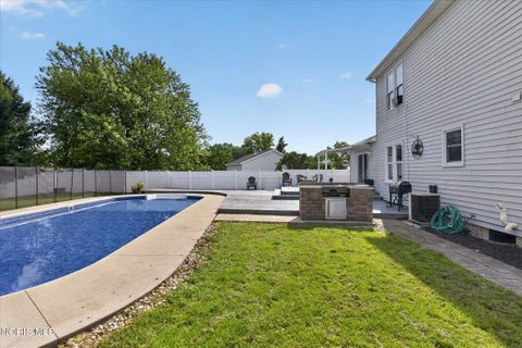 Tiny photo for 335 Royal Bounty Lane, Wauseon, OH 43567 (MLS # 10013486)
