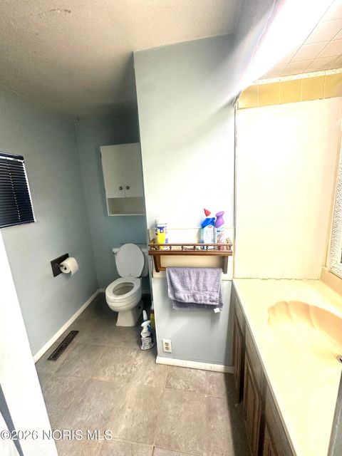 Tiny photo for 47 E Foulkes Street, Toledo, OH 43605 (MLS # 10003185)