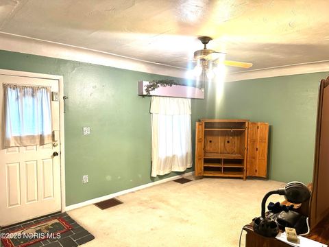 Tiny photo for 47 E Foulkes Street, Toledo, OH 43605 (MLS # 10003185)