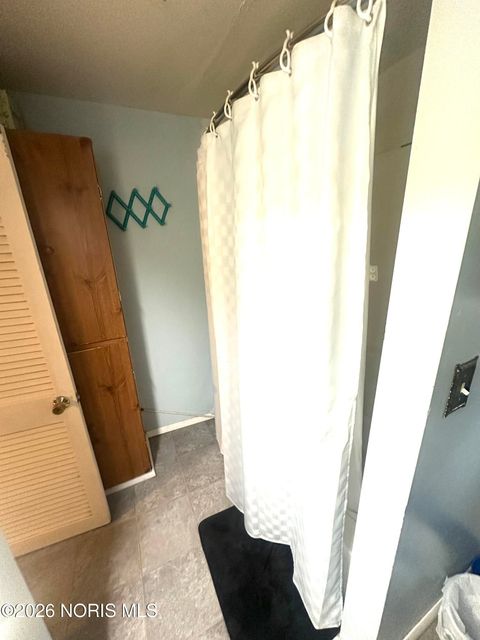 Tiny photo for 47 E Foulkes Street, Toledo, OH 43605 (MLS # 10003185)