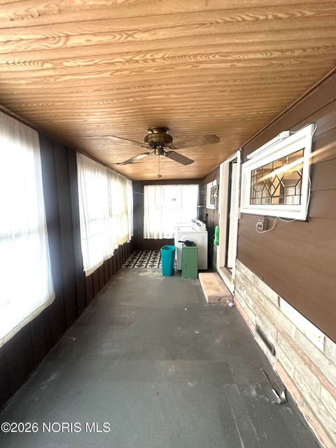 Tiny photo for 47 E Foulkes Street, Toledo, OH 43605 (MLS # 10003185)