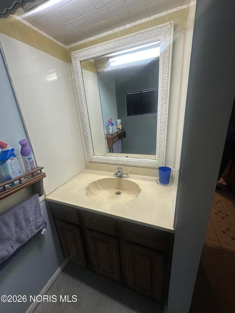 Tiny photo for 47 E Foulkes Street, Toledo, OH 43605 (MLS # 10003185)