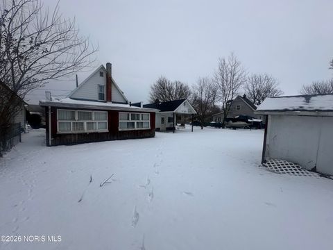Tiny photo for 47 E Foulkes Street, Toledo, OH 43605 (MLS # 10003185)