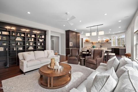 Tiny photo for 26976 W River Road, Perrysburg, OH 43551 (MLS # 10005247)