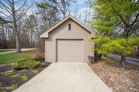 Tiny photo for 26976 W River Road, Perrysburg, OH 43551 (MLS # 10005247)