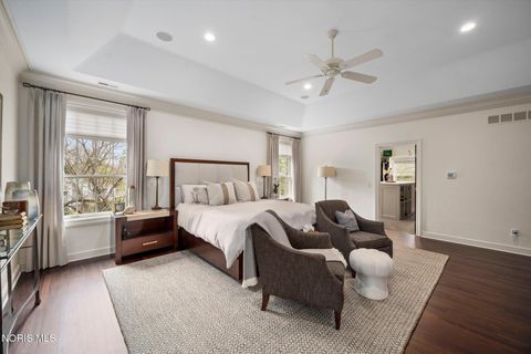 Tiny photo for 26976 W River Road, Perrysburg, OH 43551 (MLS # 10005247)