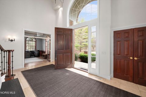 Tiny photo for 26976 W River Road, Perrysburg, OH 43551 (MLS # 10005247)