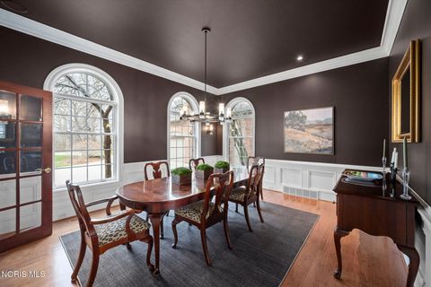 Tiny photo for 26976 W River Road, Perrysburg, OH 43551 (MLS # 10005247)