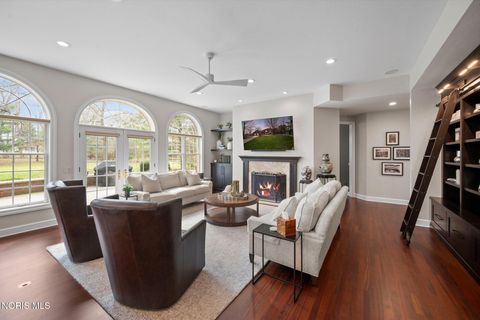 Tiny photo for 26976 W River Road, Perrysburg, OH 43551 (MLS # 10005247)