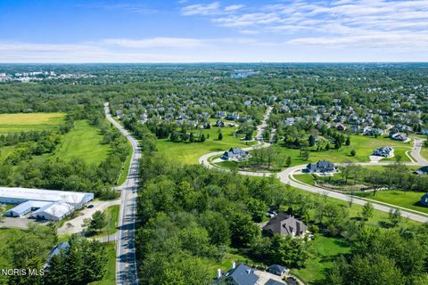 Tiny photo for 26976 W River Road, Perrysburg, OH 43551 (MLS # 10005247)