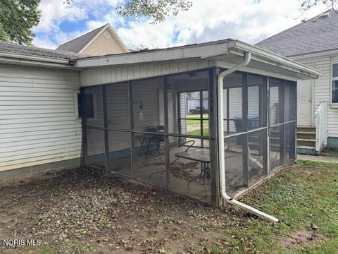 Tiny photo for 405 E Hamilton Street, Bryan, OH 43506 (MLS # 10013886)