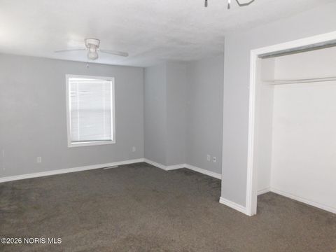 Tiny photo for 5526 Brophy Drive, Toledo, OH 43611 (MLS # 10003975)