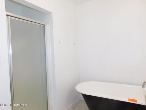 Tiny photo for 5526 Brophy Drive, Toledo, OH 43611 (MLS # 10003975)