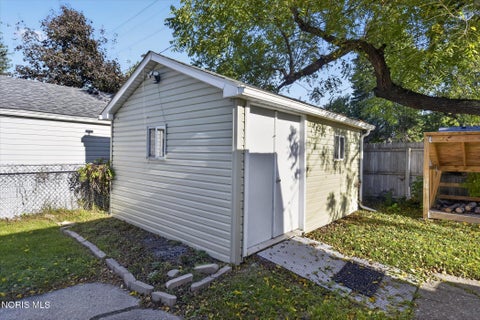 Tiny photo for 5302 Brophy Drive, Toledo, OH 43611 (MLS # 10014483)