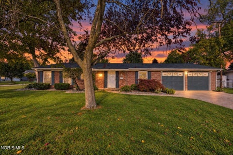 Tiny photo for 5302 Brophy Drive, Toledo, OH 43611 (MLS # 10014483)
