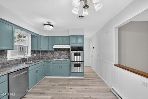 Tiny photo for 5302 Brophy Drive, Toledo, OH 43611 (MLS # 10014483)