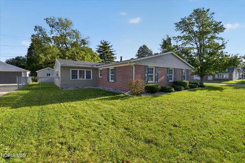 Tiny photo for 5302 Brophy Drive, Toledo, OH 43611 (MLS # 10014483)
