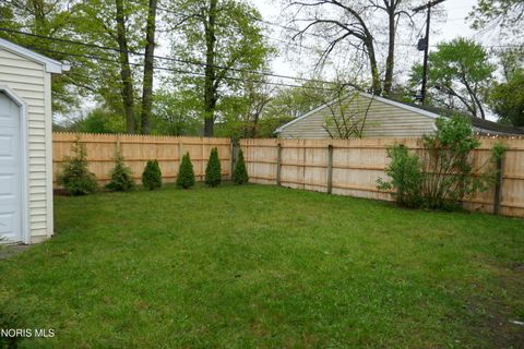 Tiny photo for 5646 Planet Avenue, Toledo, OH 43623 (MLS # 10007137)
