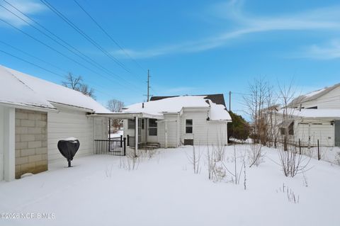 Tiny photo for 301 Allen Avenue, Findlay, OH 45840 (MLS # 10003713)