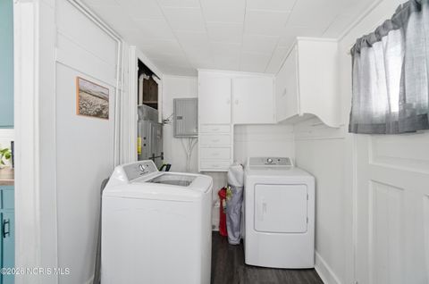 Tiny photo for 301 Allen Avenue, Findlay, OH 45840 (MLS # 10003713)