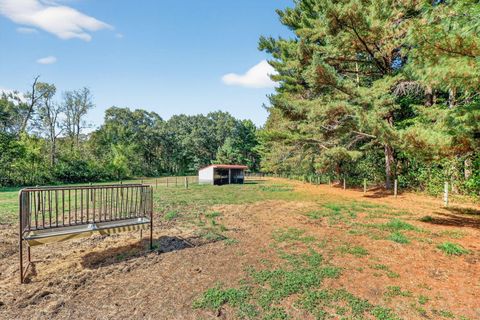 Tiny photo for 6558 Jeffers Road, Swanton, OH 43558 (MLS # 10000105)