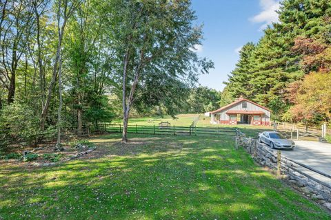 Tiny photo for 6558 Jeffers Road, Swanton, OH 43558 (MLS # 10000105)