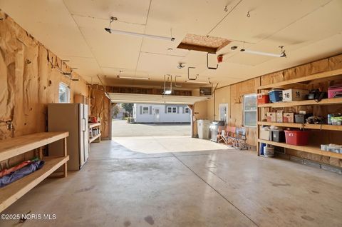 Tiny photo for 242 E Yates Avenue, Findlay, OH 45840 (MLS # 10004415)