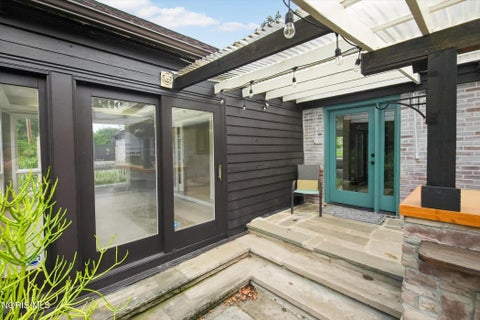 Tiny photo for 4545 Indian Road, Ottawa Hills, OH 43615 (MLS # 10014155)