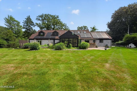 Tiny photo for 4545 Indian Road, Ottawa Hills, OH 43615 (MLS # 10014155)