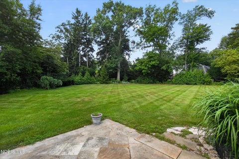 Tiny photo for 4545 Indian Road, Ottawa Hills, OH 43615 (MLS # 10014155)