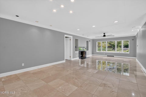 Tiny photo for 4545 Indian Road, Ottawa Hills, OH 43615 (MLS # 10014155)